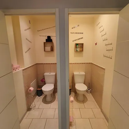 Villa Au Vendangeoir De Groupe Piscine Couvignon