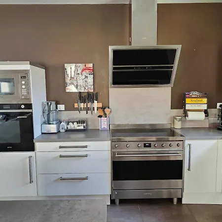 Au Vendangeoir De Groupe Piscine *